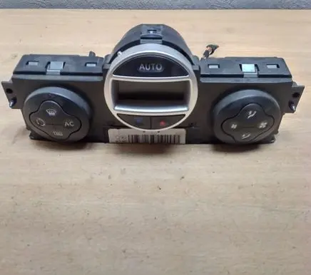 Renault Megane II Climate control unit 8200413906