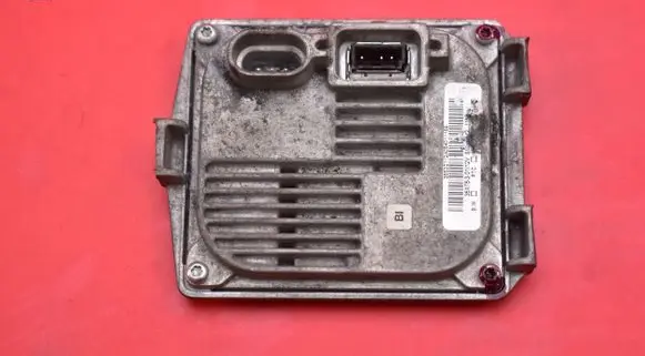 Audi A4 S4 B6 8E 8H Voltage converter/converter module 35XT5-D1
