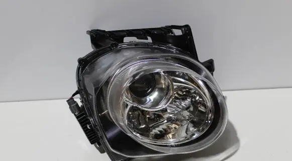 Nissan Juke I F15 Headlight/headlamp