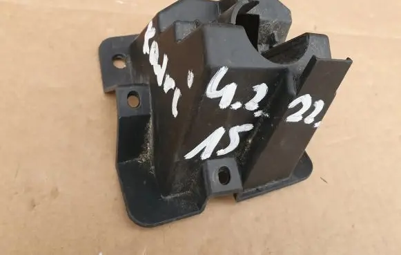Skoda Octavia Mk3 (5E) Headlight washer nozzle holder 5E0807595