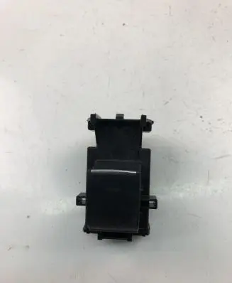 Toyota C-HR I Electric window control switch 193354