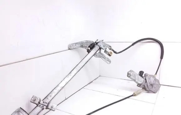 Fiat Punto (176) Front door window regulator with motor 46730690