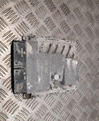 Audi Q7 4M Engine control unit/module 06E907425 4M0907551A
