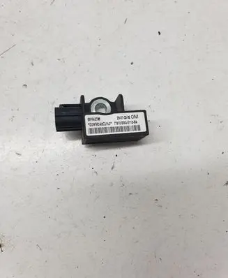 Honda CR-V Airbag deployment crash/impact sensor 77970SWAE113M4 5WK43786
