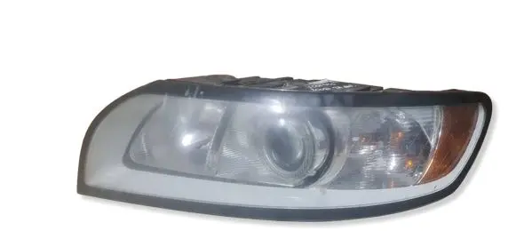 Volvo V50 Headlight/headlamp 30763033 0301237201