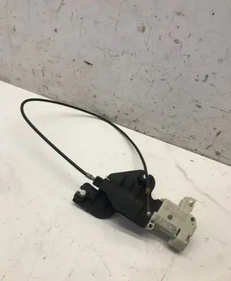 Audi A6 S6 C6 4F Fuel tank cap lock motor 3B0959782A PA66M403 0103N09632