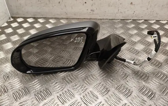 Mercedes-Benz E W213 Front door electric wing mirror E1041385