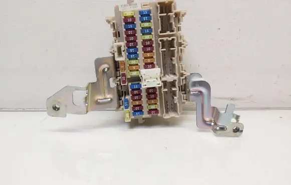 Nissan Qashqai Fuse module 4EB0A C0956 5E19