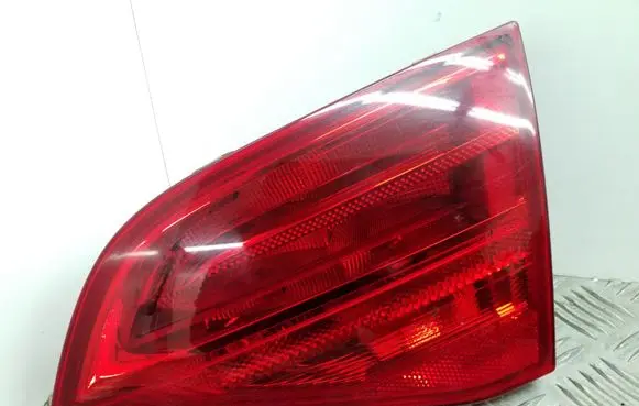 Audi A4 S4 B8 8K Tailgate rear/tail lights 8K9945094