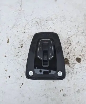 Audi A4 S4 B9 Front seat light 8W0947135CJ