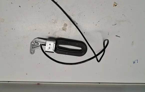 Mercedes-Benz SL R230 Keyless system antenna A2308200575