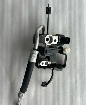 Air conditioning (A/C) pipe/hose