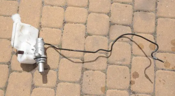 Citroen C3 Master brake cylinder 0204054032