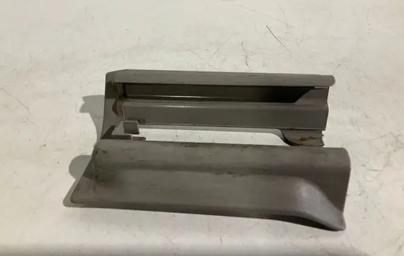 Mercedes-Benz E W211 Sliding door rail trim 2119191220