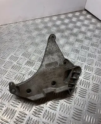 Volkswagen PASSAT B6 Engine mounting bracket 03L199207 TS61V120