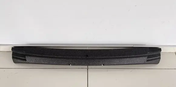 Maserati GranTurismo Front bumper foam support bar 80055800