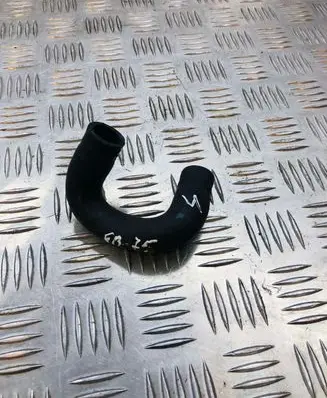 Mercedes-Benz C W204 Engine coolant pipe/hose