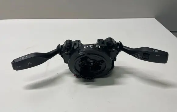 BMW 5 G30 G31 Indicator stalk 6846665