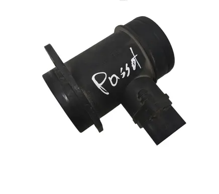 Volkswagen PASSAT B5 Mass air flow meter 0281002216
