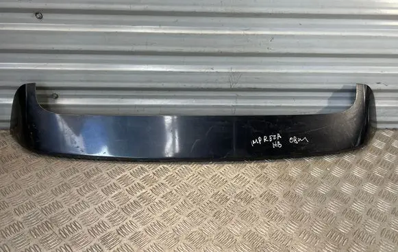 Tailgate/trunk spoiler
