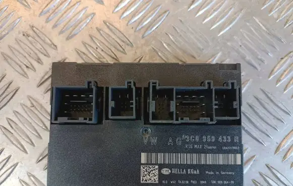 Volkswagen PASSAT B6 Comfort/convenience module 3C0959433R 5DK00906420 S0472M042