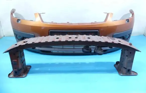 Ford C-MAX I Front bumper IMPRK1220259