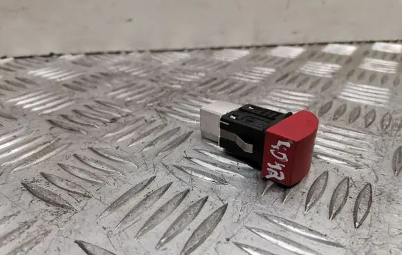 Skoda Octavia Mk2 (1Z) Hazard light switch 1Z0953235A
