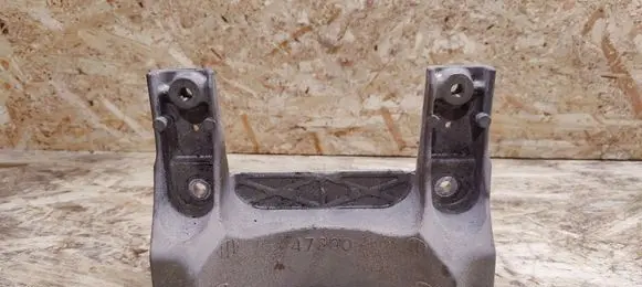KIA Stinger Gearbox mounting bracket 47300