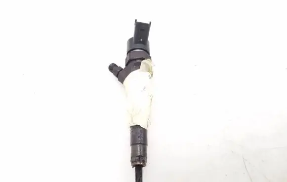 Mitsubishi Carisma Fuel injector 8200238528