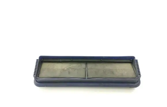 Quarter panel pressure vent