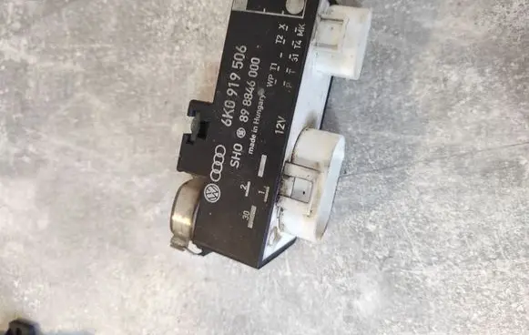 Seat Ibiza II (6k) Coolant fan relay 6K0919506