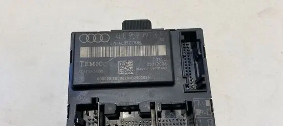 Audi Q7 4L Door control unit/module 4L0959792B 4L0910793B