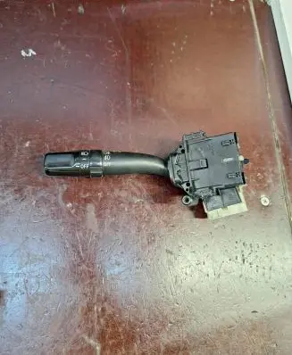 Toyota Avensis T250 Indicator stalk 84140 173795 05110