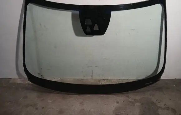 Volvo V60 Front windscreen/windshield window 43R010745 30799660 31387310