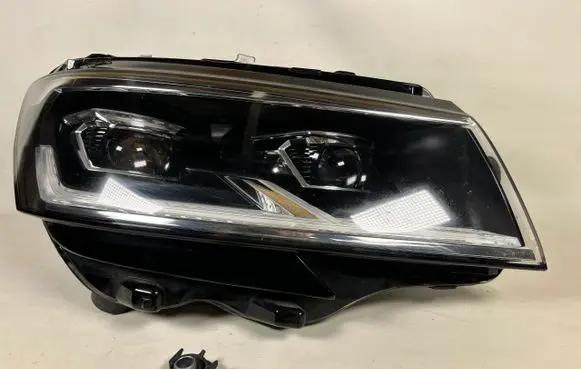 Volkswagen Transporter - Caravelle T6 LED Daytime headlight 