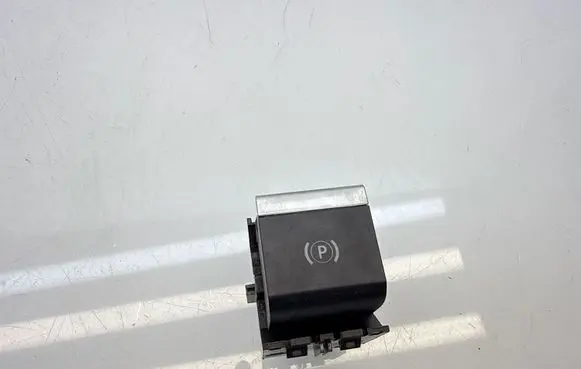 Opel Mokka B Hand parking brake switch 9813146377