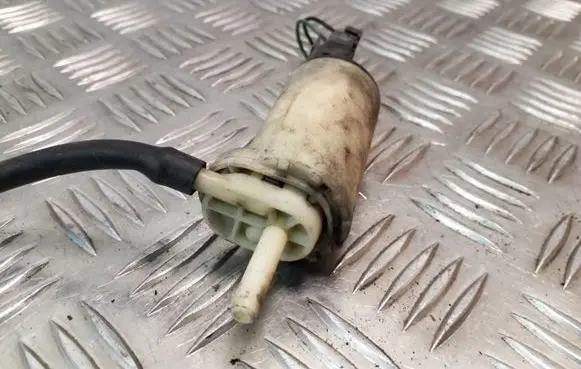 Windscreen/windshield washer pump