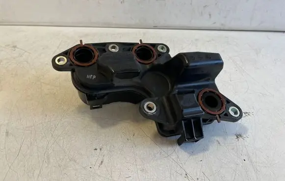 Toyota Yaris Cross Oil breather separator 