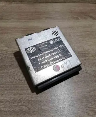Audi 100 200 5000 C3 Other control units/modules 5KH00413910 443919465E