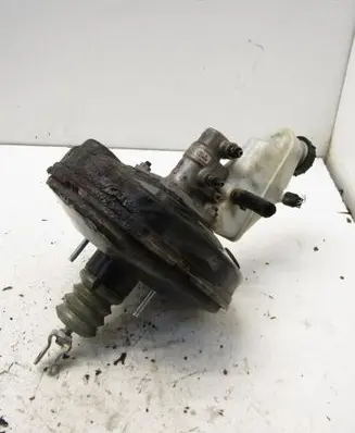 Toyota Yaris Brake booster 472000D560