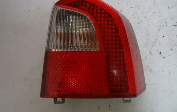 Volvo V70 Rear/tail lights 30698984