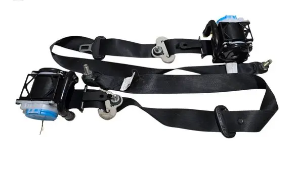 Mazda 6 Set of seat belts tkah2eh948 tkah2eh941