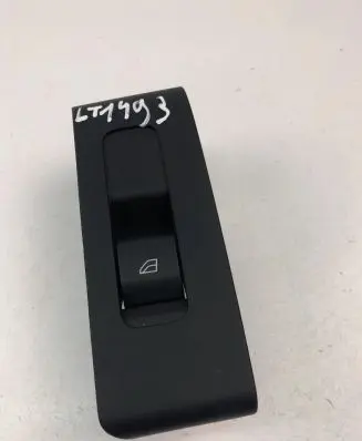 Volvo XC40 Electric window control switch 31456060