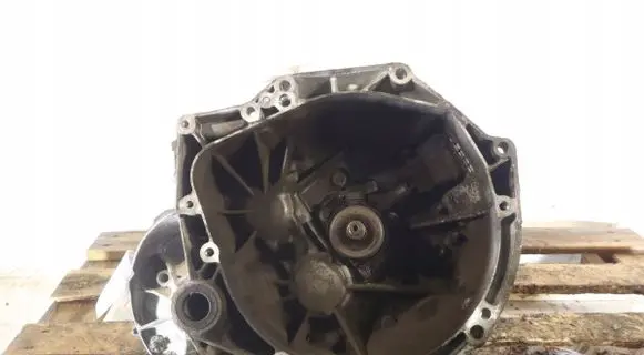 Peugeot 5008 Manual 6 speed gearbox 20DR24