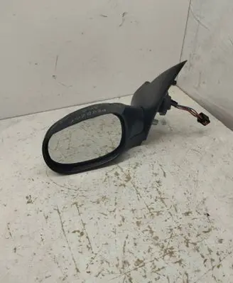 Peugeot 206 Front door electric wing mirror 6245000