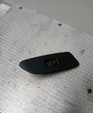 Toyota Auris 150 Electric window control switch 7423102530