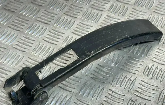 Mercedes-Benz Sprinter W901 W902 W903 W904 Rear door check strap stopper A9067600328