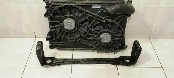 Dodge Charger Radiator set 5170742AA