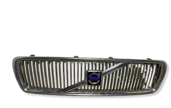 Volvo V70 Front bumper upper radiator grill 9190385