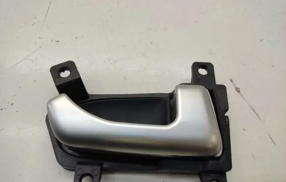 KIA Sportage Rear door interior handle 826203U000